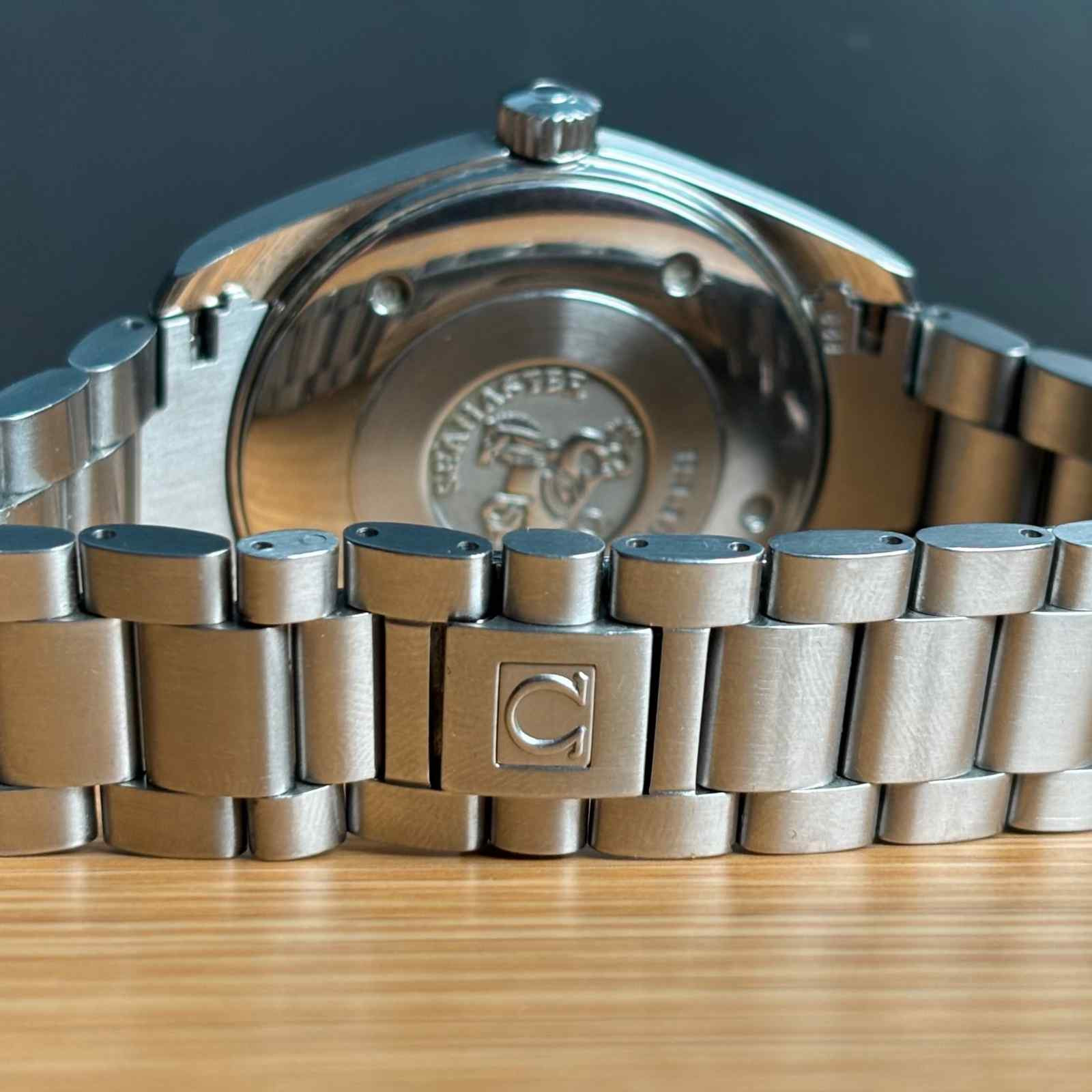 ساعت امگا مردانه  39 میلیمتری تمام استیل  OMEGA Sea Master